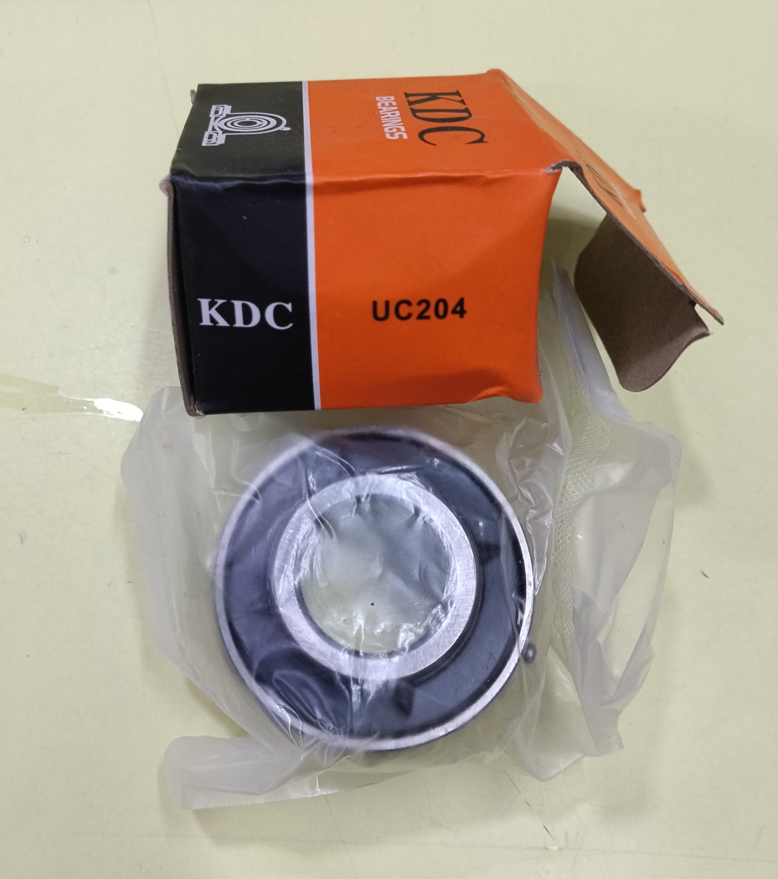 UC 204 BEARINGS